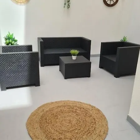 Beautiful With Patio * Torrevieja
